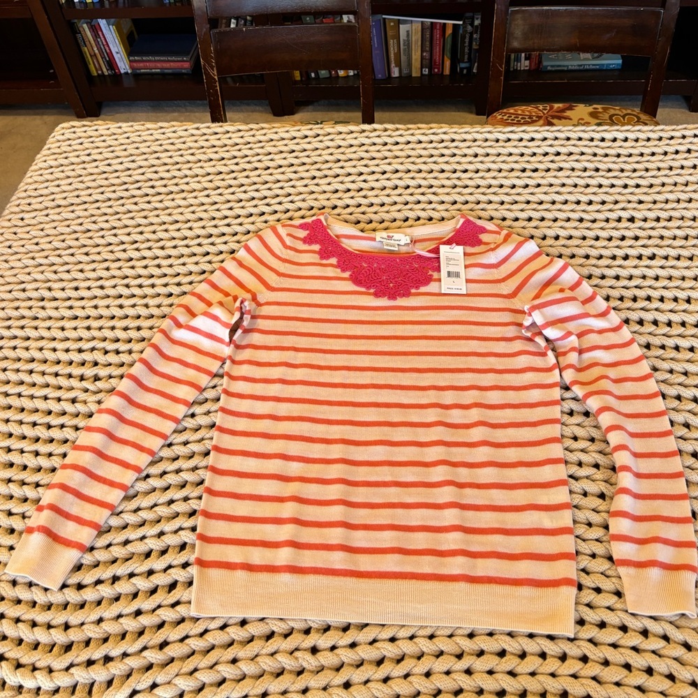 Vineyard Vines Pink/Orange Lg Sweater w/ appliqué, NWT Merino wool